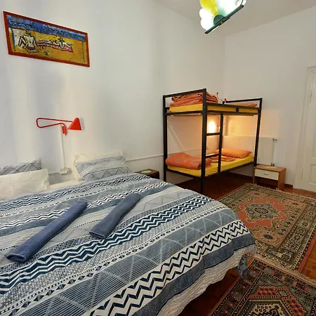Hostel Mi Casa Es Tu Casa - Backpackers
