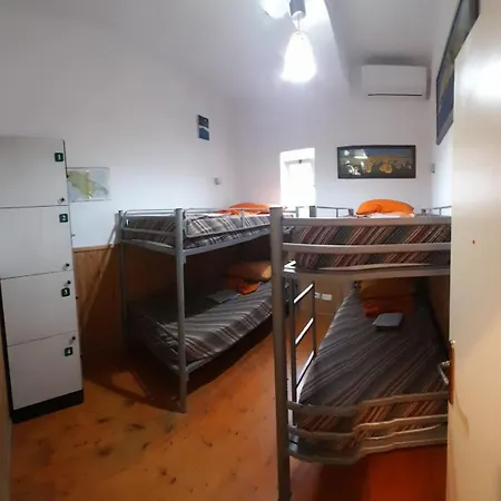 Mi Casa Es Tu Casa - Backpackers