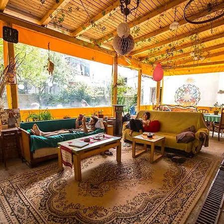 旅馆 Mi Casa Es Tu Casa - Backpackers Shkodër