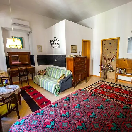 Mi Casa Es Tu Casa - Backpackers *