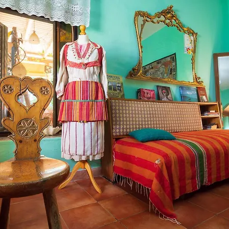 Mi Casa Es Tu Casa - Backpackers *