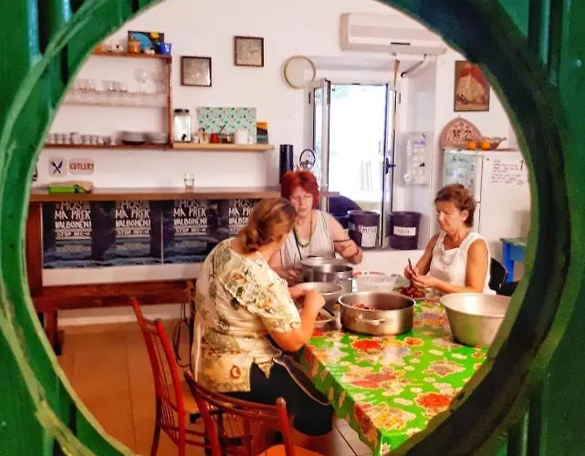 Hostal Mi Casa Es Tu Casa - Backpackers *