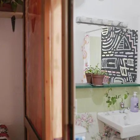 Mi Casa Es Tu Casa - Backpackers Albergue *