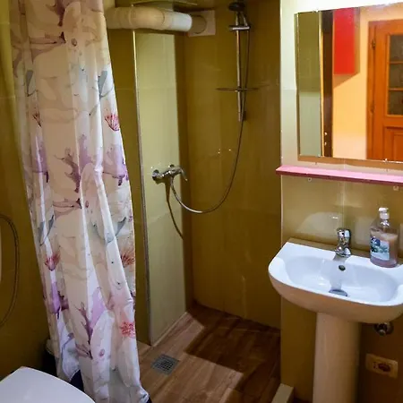 Хостел Mi Casa Es Tu Casa - Backpackers