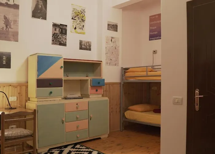 Mi Casa Es Tu Casa - Backpackers Shkoder