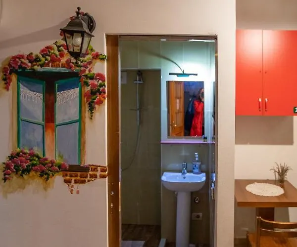 Mi Casa Es Tu Casa - Backpackers Hostel *